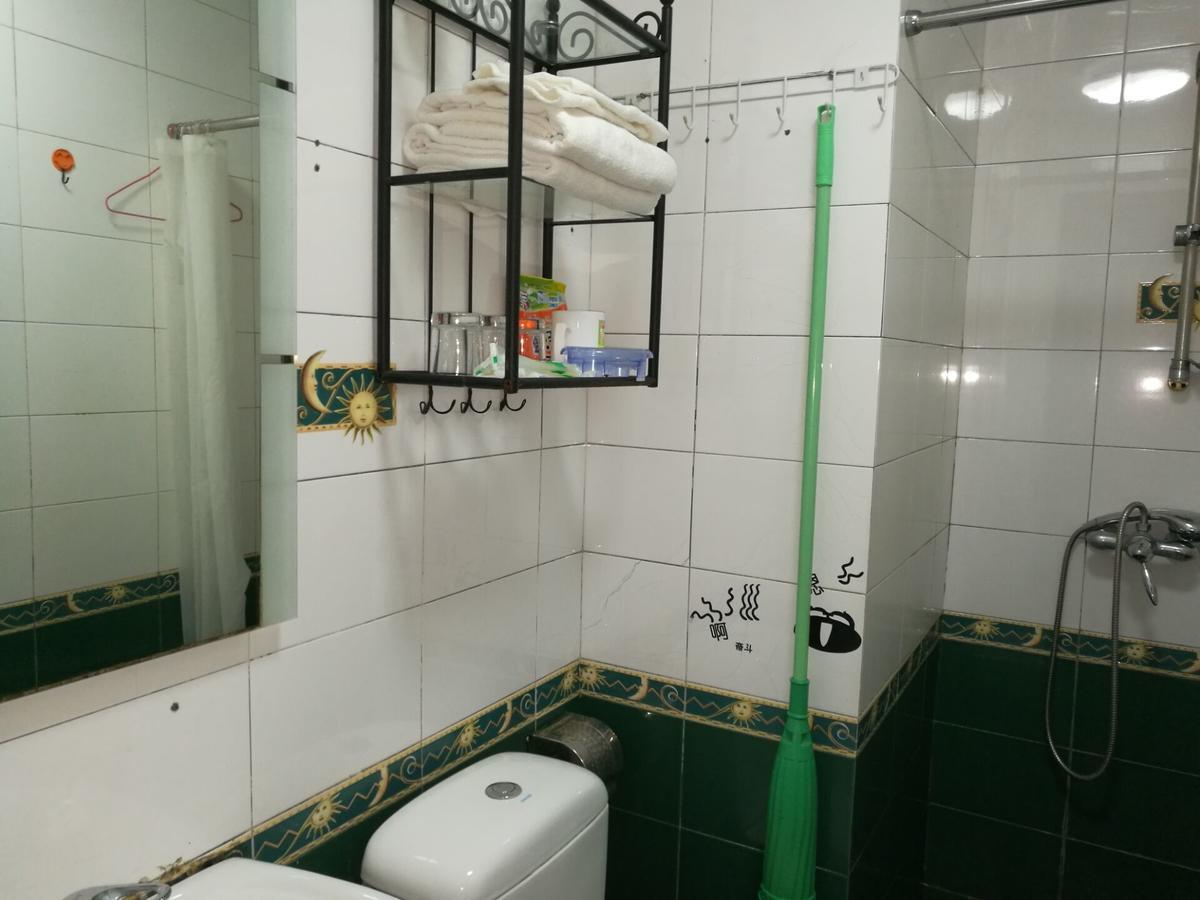 成都68乐佳短租公寓 Chengdu Exteriör bild